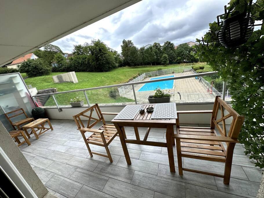 בסאנקון Appartement Cosy Avec Balcon Et Piscine מראה חיצוני תמונה